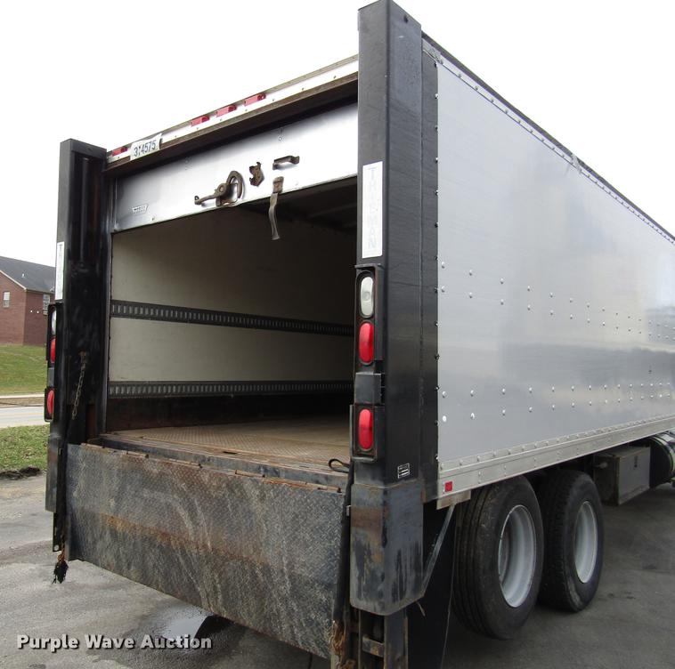 image for item G1639 2013 Kenworth T370 box truck