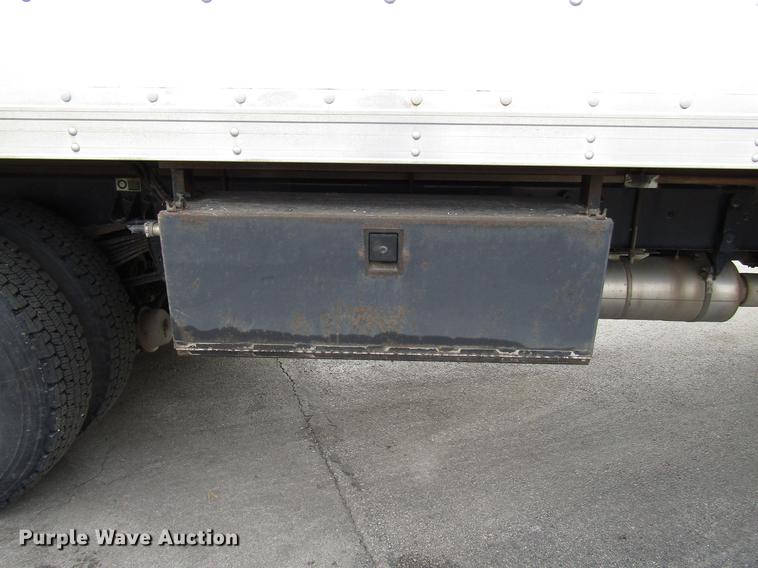 image for item G1639 2013 Kenworth T370 box truck