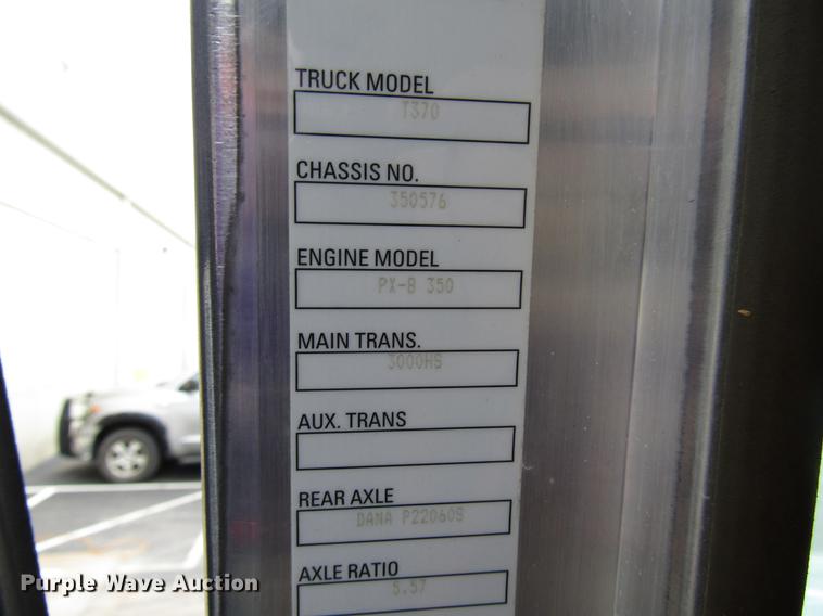 image for item G1639 2013 Kenworth T370 box truck