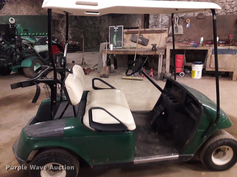 image for item G1664 Ez-go golf cart