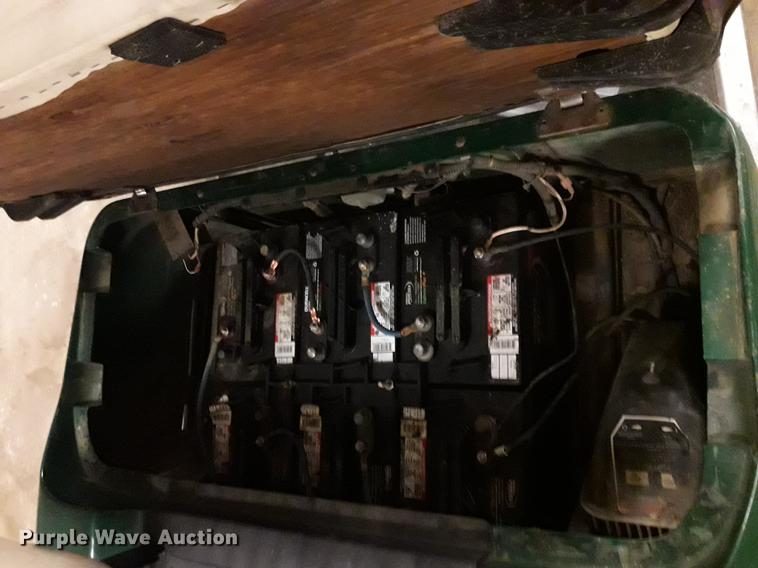 image for item G1664 Ez-go golf cart