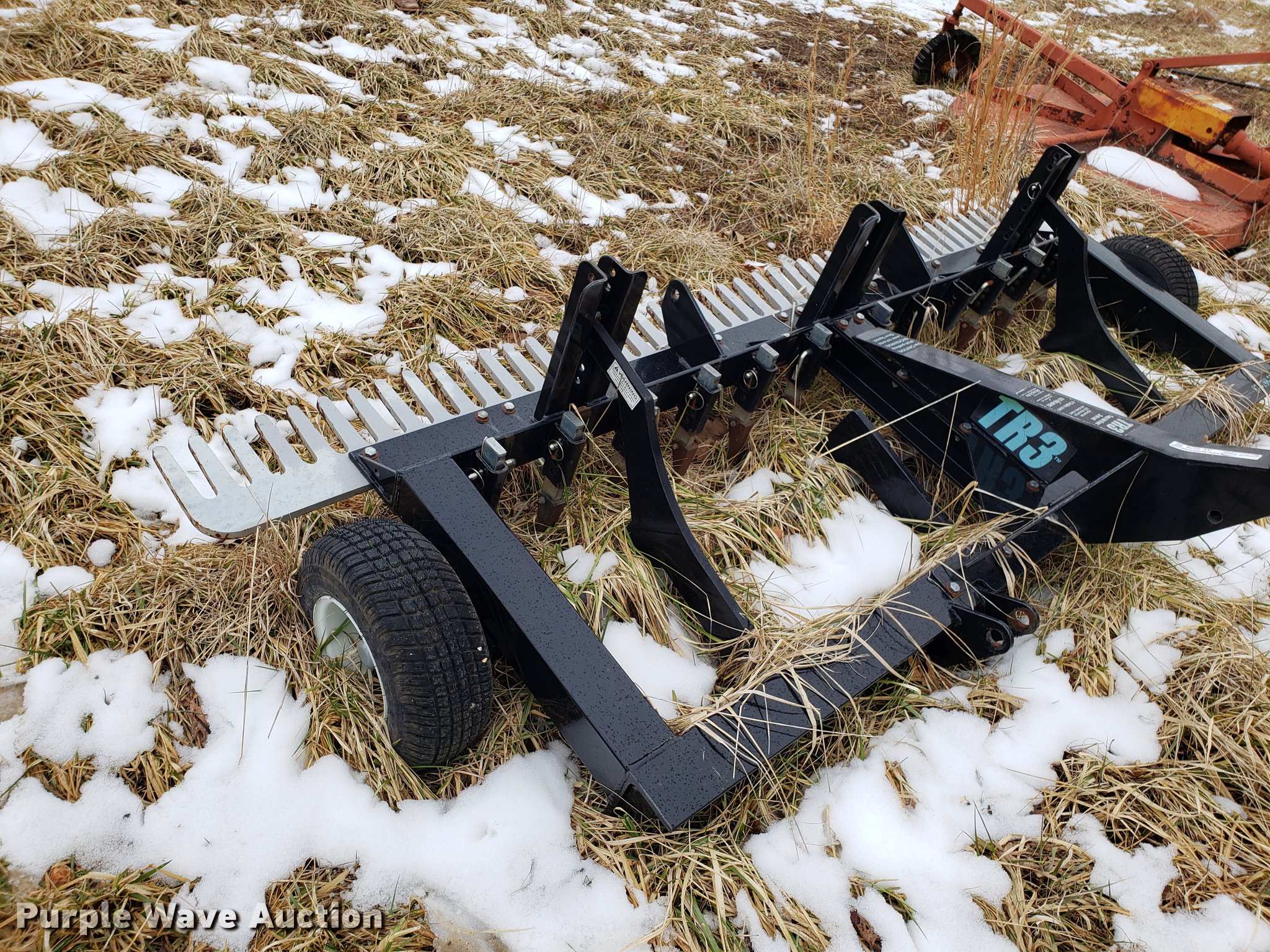 TR3 3-in-1 rake in Stover, MO | Item AV9279 sold | Purple Wave