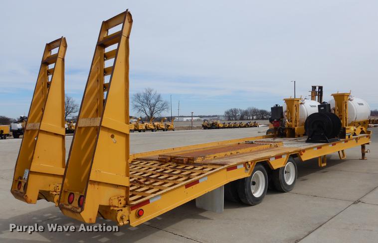 image for item DC8728 1999 Belshe 1FB-30 equipment trailer with mud mixer