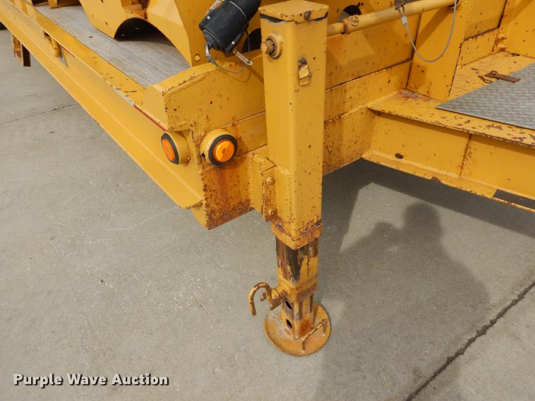 image for item DC8728 1999 Belshe 1FB-30 equipment trailer with mud mixer