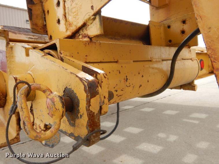 image for item DC8728 1999 Belshe 1FB-30 equipment trailer with mud mixer