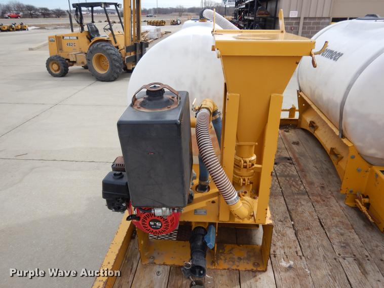 image for item DC8728 1999 Belshe 1FB-30 equipment trailer with mud mixer