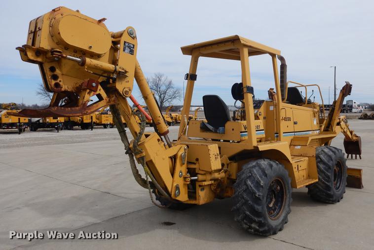 image for item DC8729 1997 Vermeer V8550 cable plow