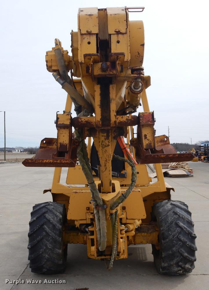 image for item DC8729 1997 Vermeer V8550 cable plow