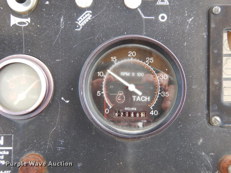 image for item DC8729 1997 Vermeer V8550 cable plow