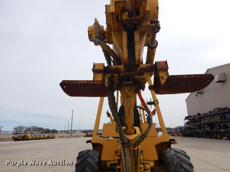 image for item DC8729 1997 Vermeer V8550 cable plow