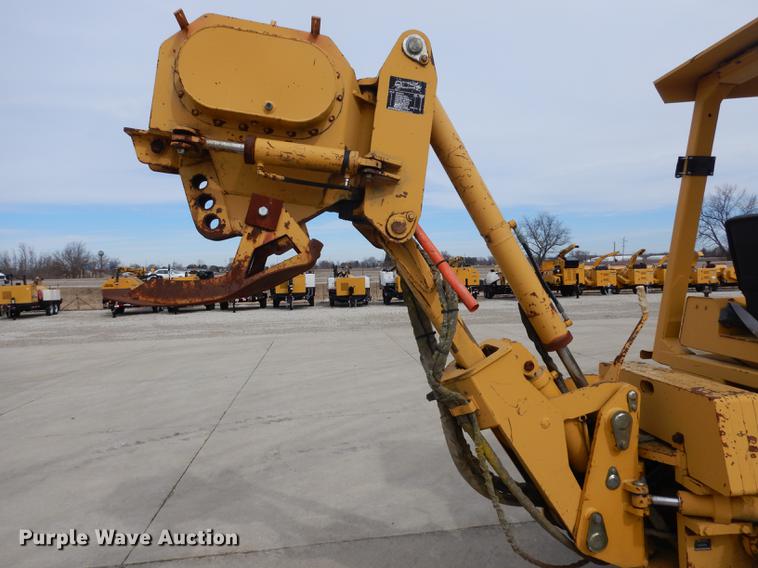 image for item DC8729 1997 Vermeer V8550 cable plow