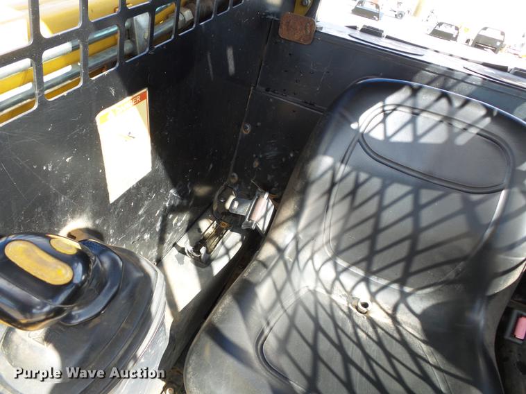 image for item DD2318 2013 ASV RC-60 skid steer