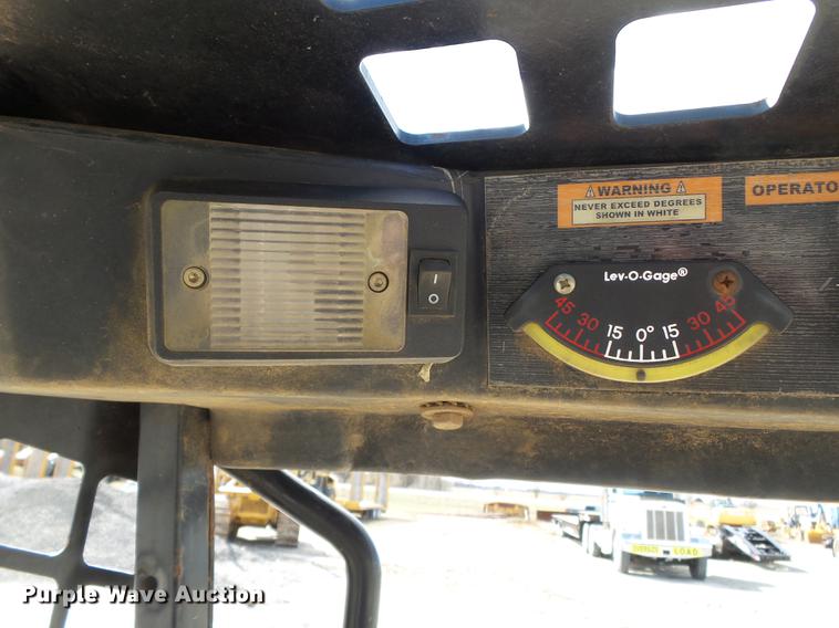 image for item DD2318 2013 ASV RC-60 skid steer