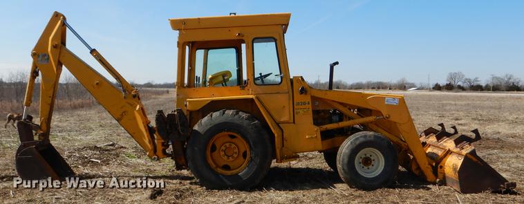 image for item DE0148 1977 John Deere 310A backhoe