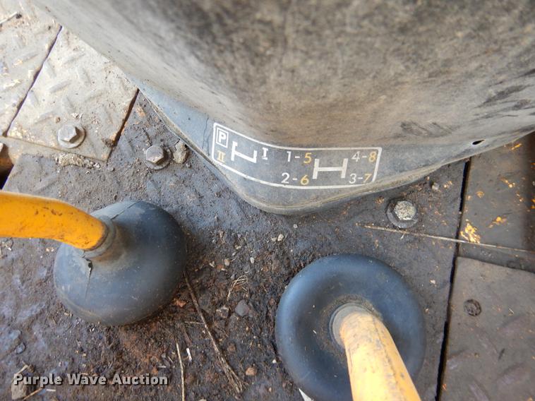 image for item DE0148 1977 John Deere 310A backhoe