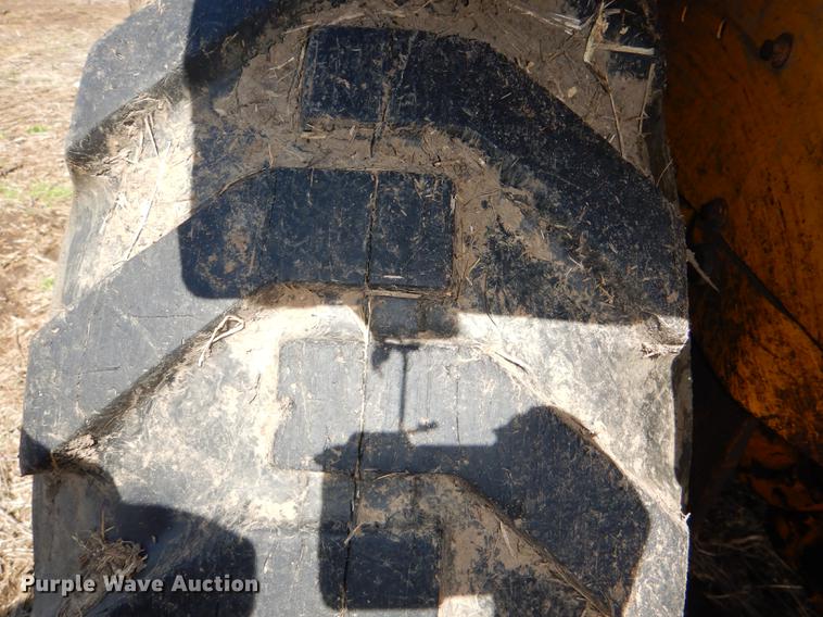 image for item DE0148 1977 John Deere 310A backhoe