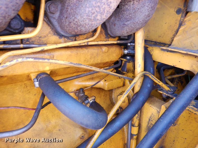image for item DE0148 1977 John Deere 310A backhoe