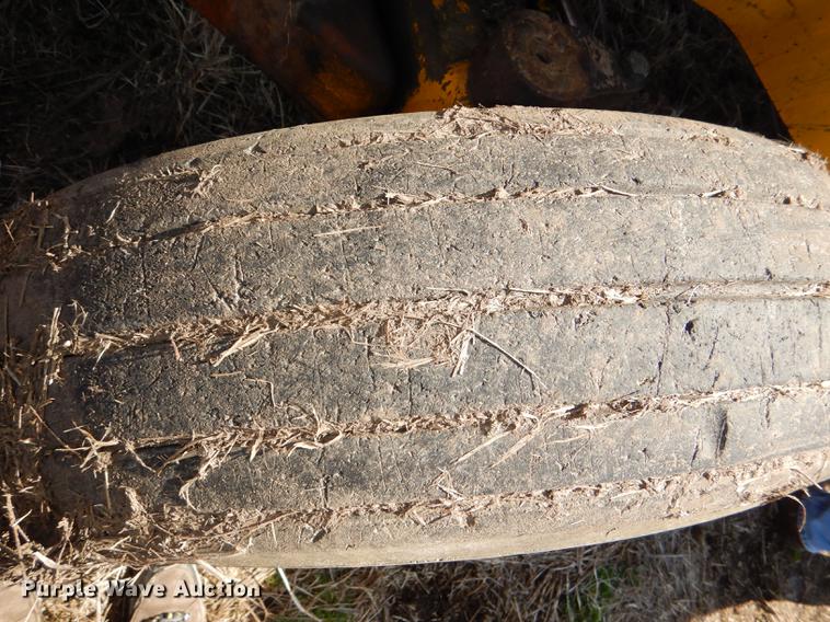 image for item DE0148 1977 John Deere 310A backhoe