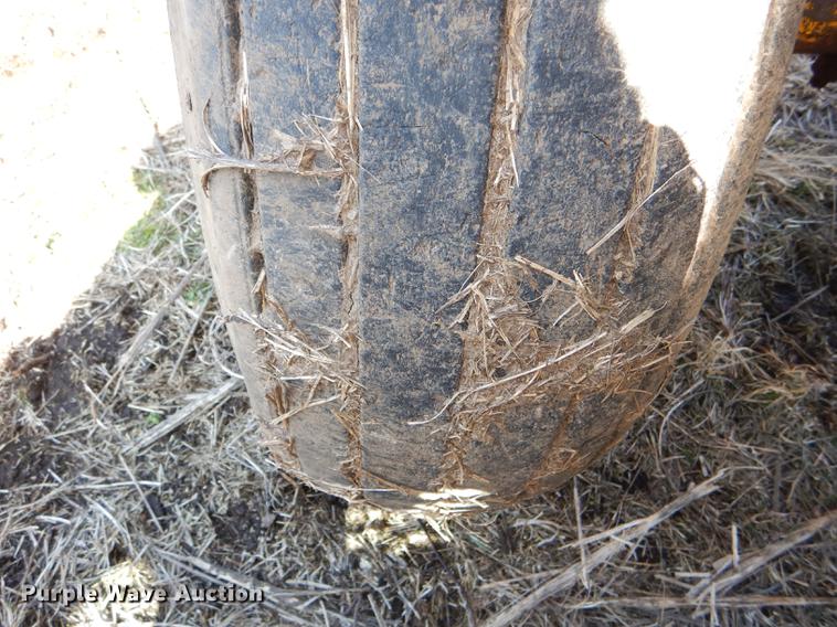 image for item DE0148 1977 John Deere 310A backhoe