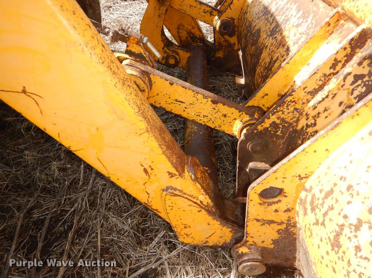 image for item DE0148 1977 John Deere 310A backhoe