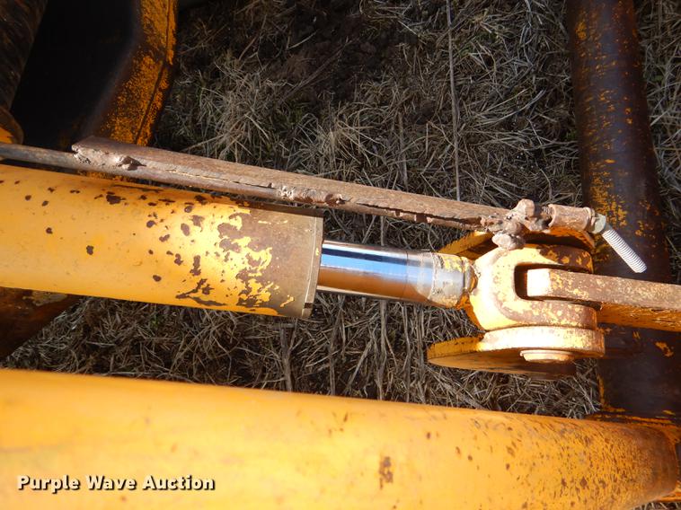 image for item DE0148 1977 John Deere 310A backhoe