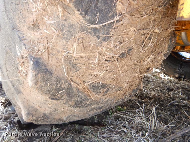 image for item DE0148 1977 John Deere 310A backhoe