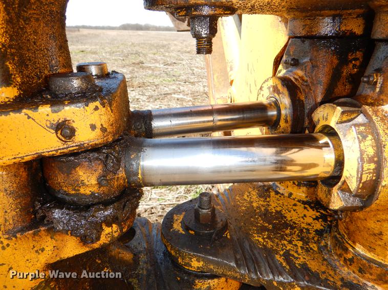 image for item DE0148 1977 John Deere 310A backhoe