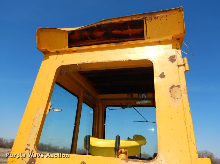 image for item DE0148 1977 John Deere 310A backhoe
