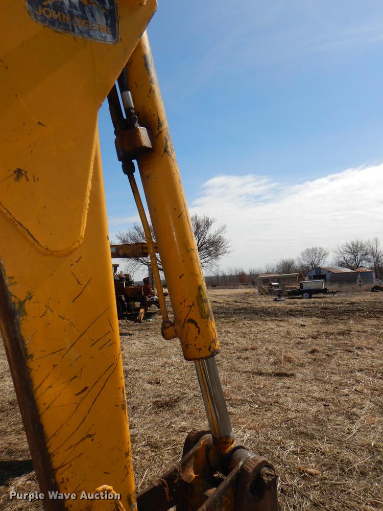 image for item DE0148 1977 John Deere 310A backhoe