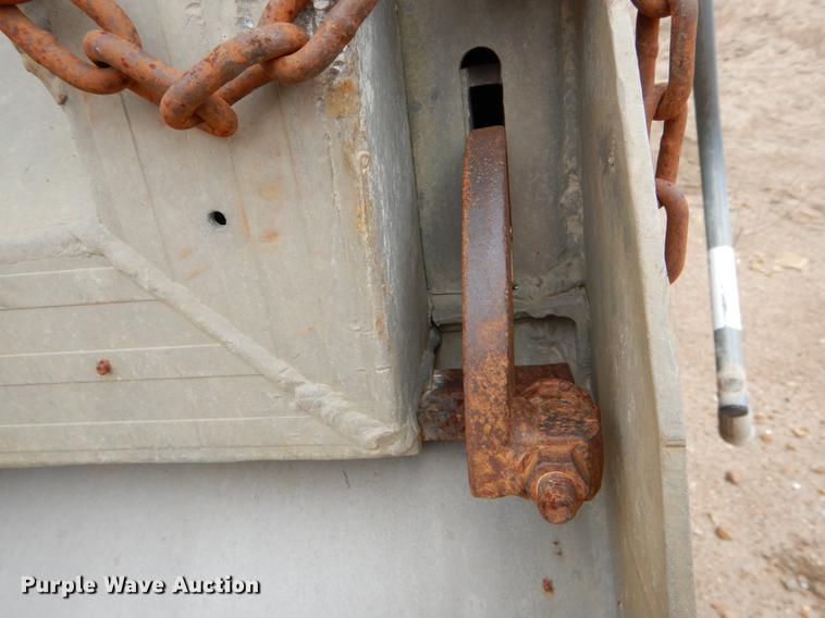 image for item DE6052 1993 Travis aluminum dump bed