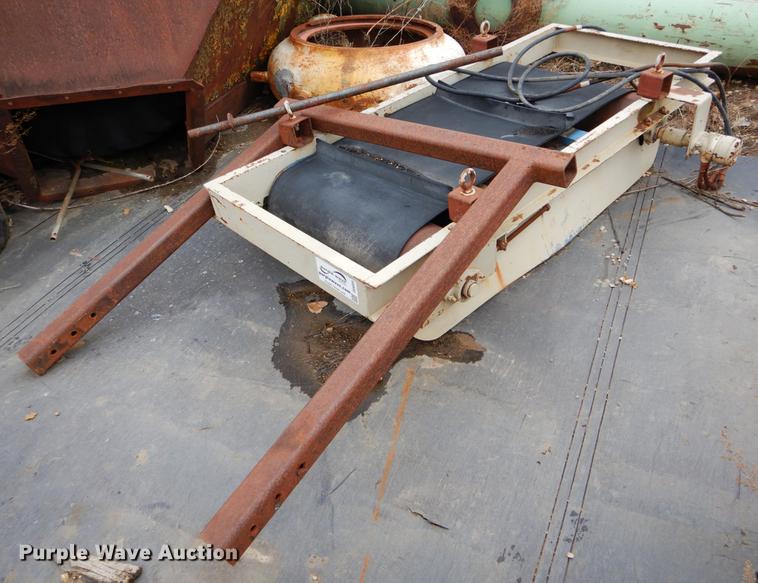 image for item DE6055 Global Equipment MKTG Inc. magnetic conveyor
