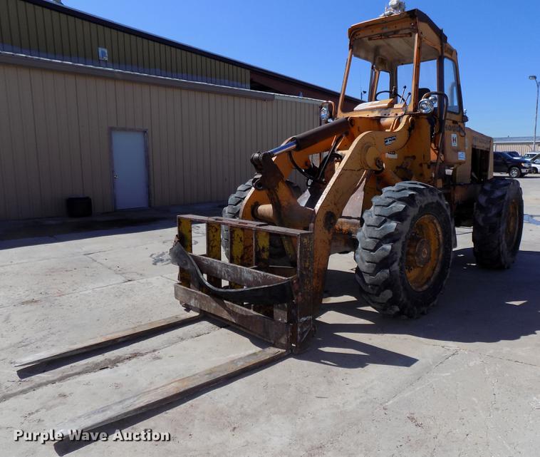 image for item DE7629 1971 Hough H60B wheel loader