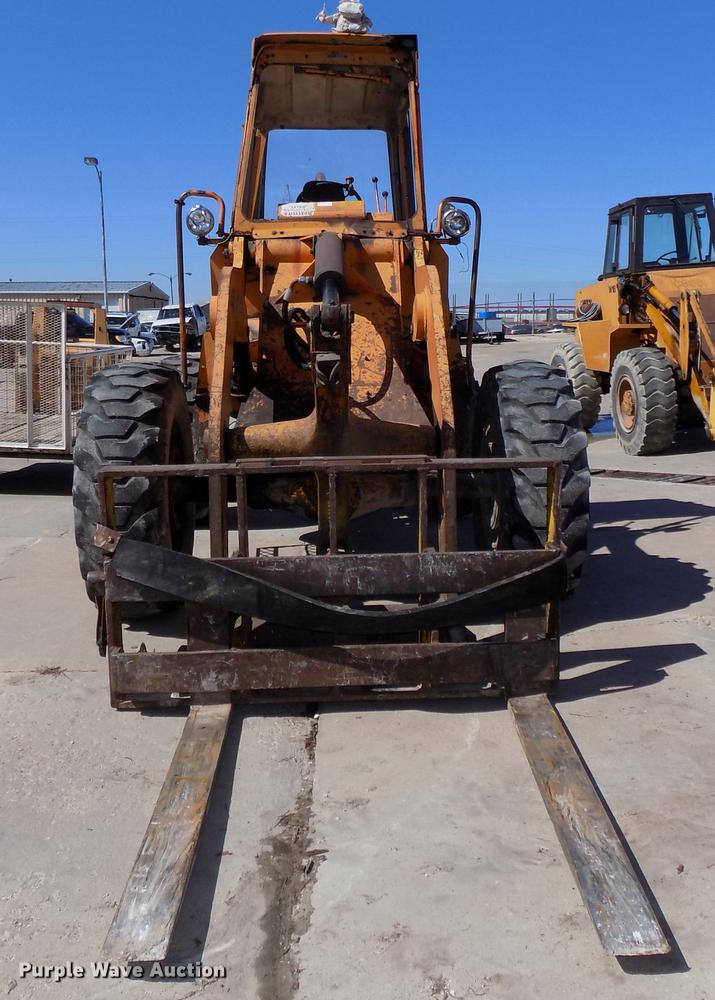 image for item DE7629 1971 Hough H60B wheel loader
