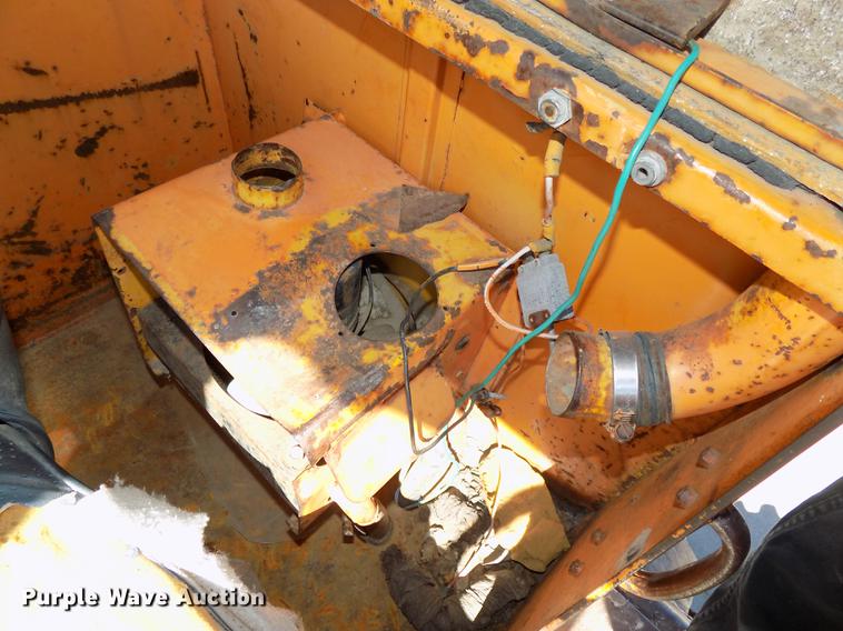 image for item DE7629 1971 Hough H60B wheel loader