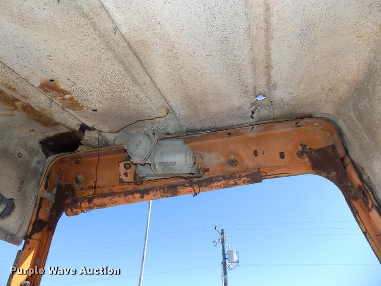 image for item DE7629 1971 Hough H60B wheel loader