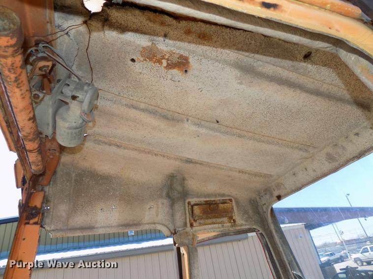 image for item DE7629 1971 Hough H60B wheel loader