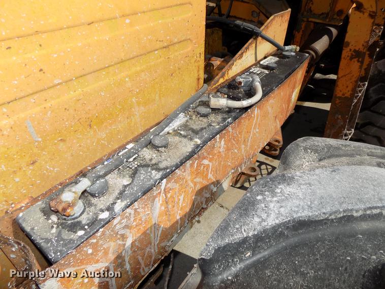 image for item DE7629 1971 Hough H60B wheel loader