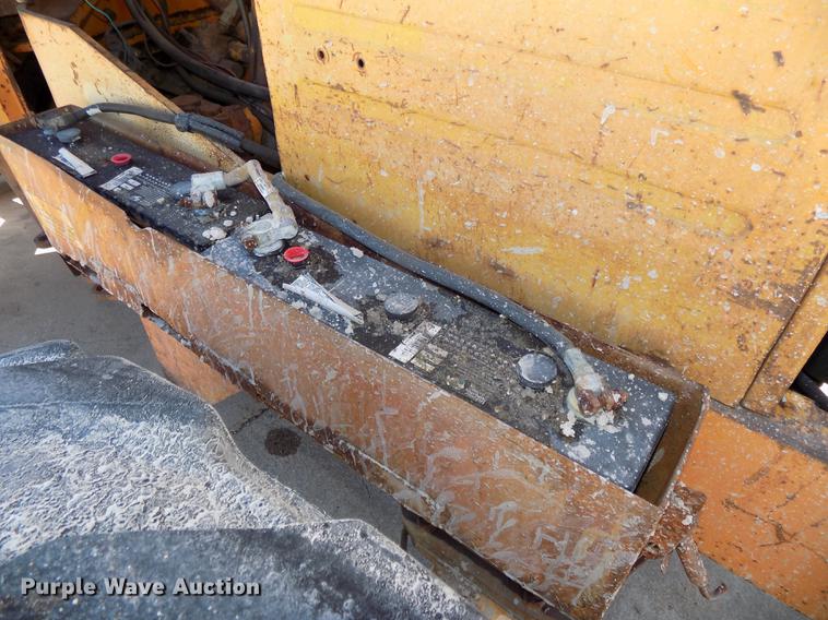 image for item DE7629 1971 Hough H60B wheel loader