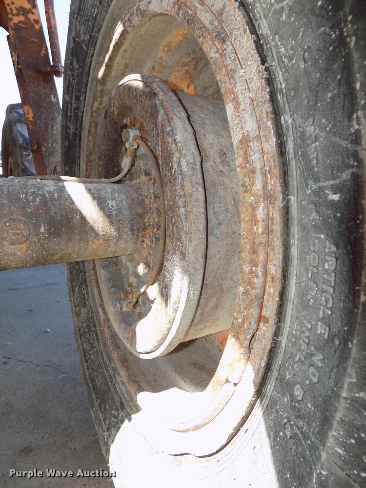 image for item DE7629 1971 Hough H60B wheel loader