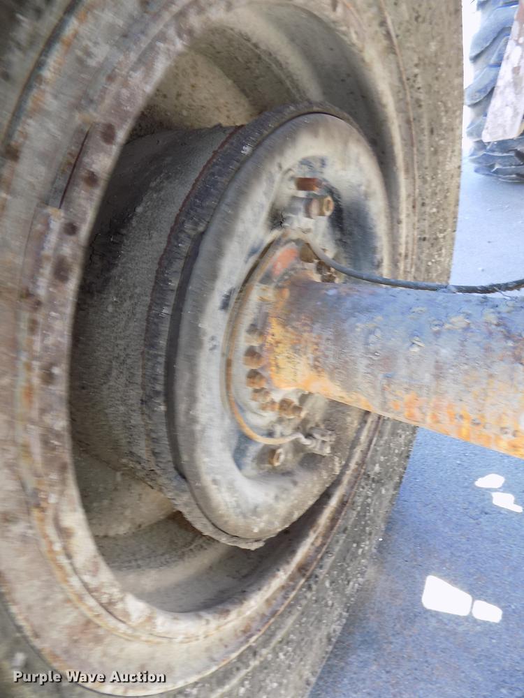 image for item DE7629 1971 Hough H60B wheel loader