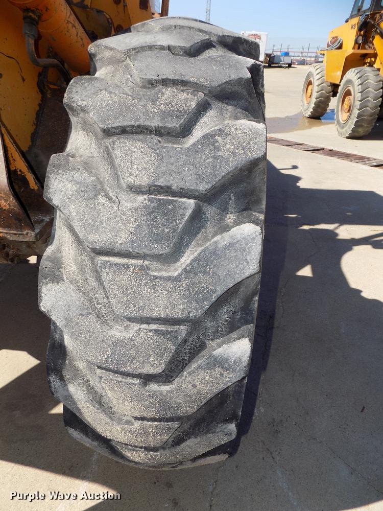 image for item DE7629 1971 Hough H60B wheel loader