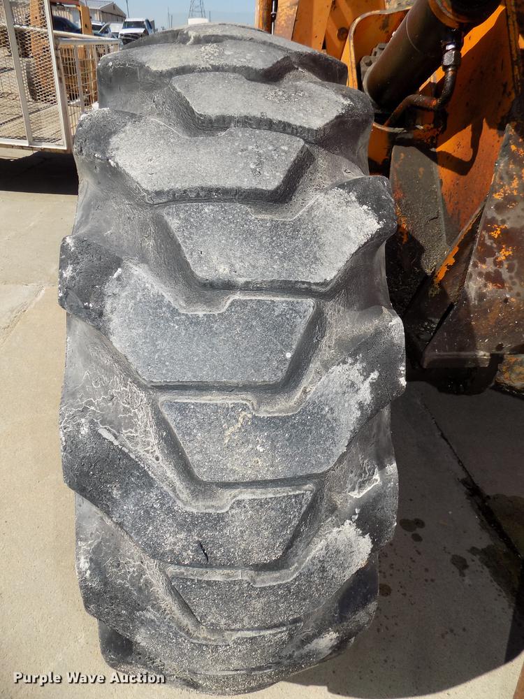 image for item DE7629 1971 Hough H60B wheel loader