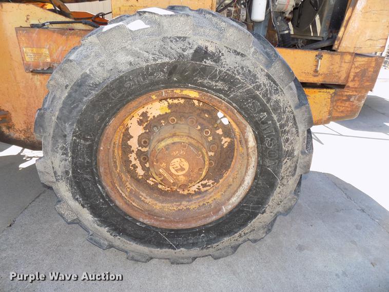 image for item DE7629 1971 Hough H60B wheel loader
