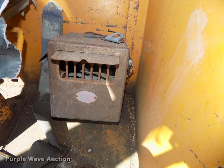 image for item DE7631 1976 Case W18 wheel loader