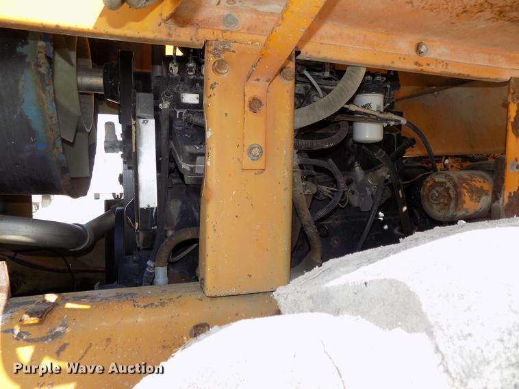 image for item DE7631 1976 Case W18 wheel loader