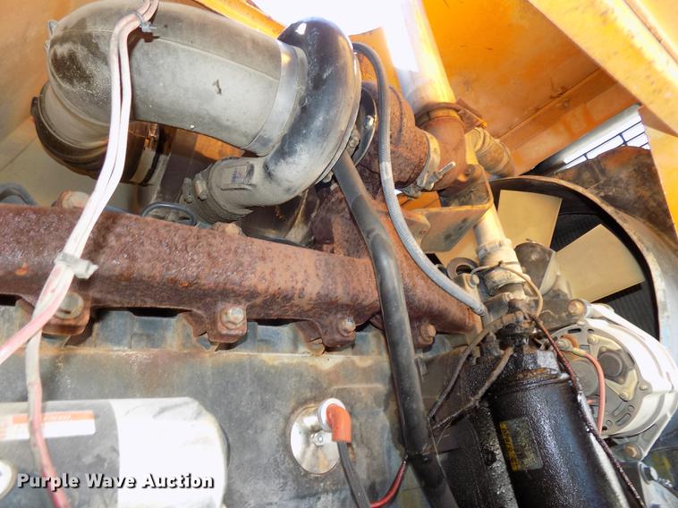 image for item DE7631 1976 Case W18 wheel loader