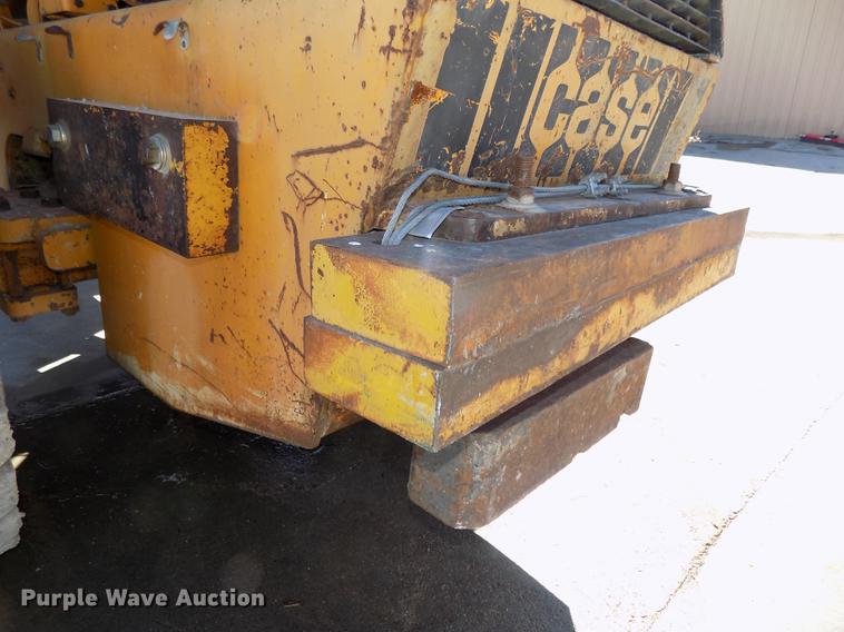 image for item DE7631 1976 Case W18 wheel loader