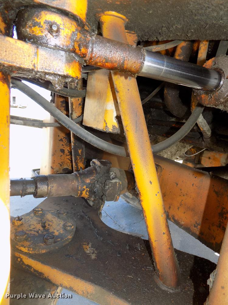 image for item DE7631 1976 Case W18 wheel loader