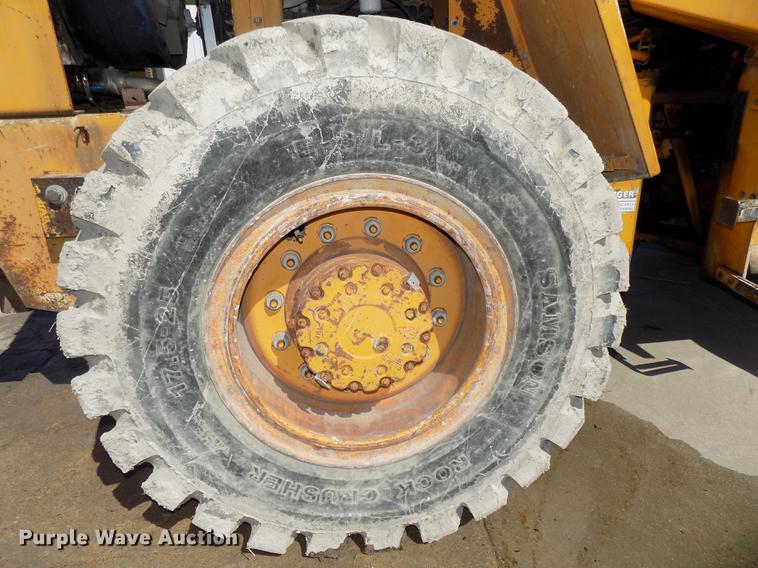 image for item DE7631 1976 Case W18 wheel loader