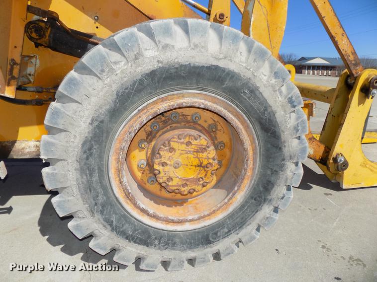 image for item DE7631 1976 Case W18 wheel loader